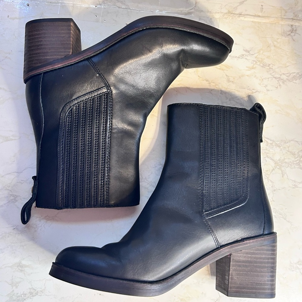 UGG CAMDEN BLACK BOOTS SIZE 8.5 - Picture 7 of 15